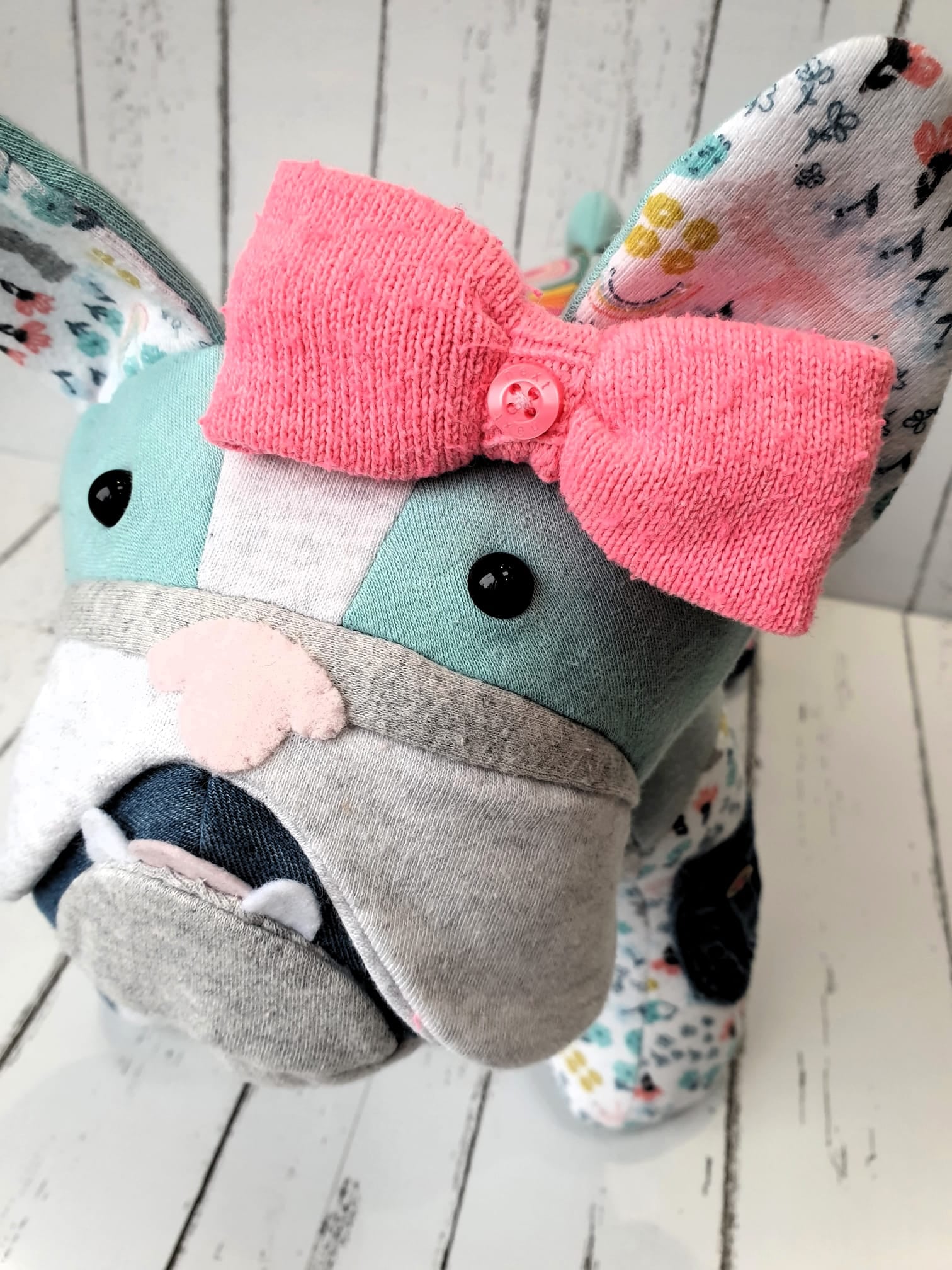 Bulldog Keepsake animals by Crescent Creations