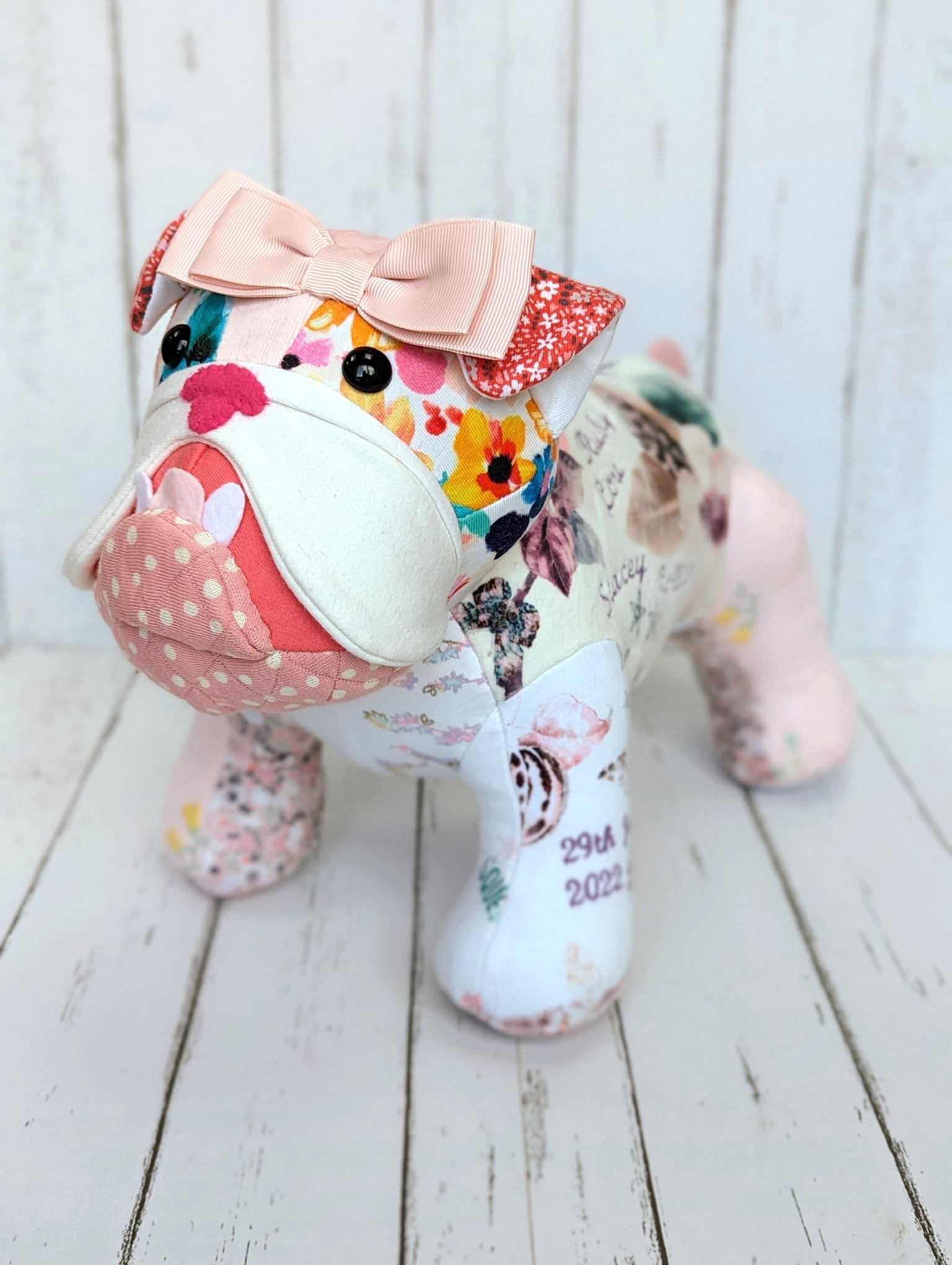 Bulldog Keepsake animals by Crescent Creations
