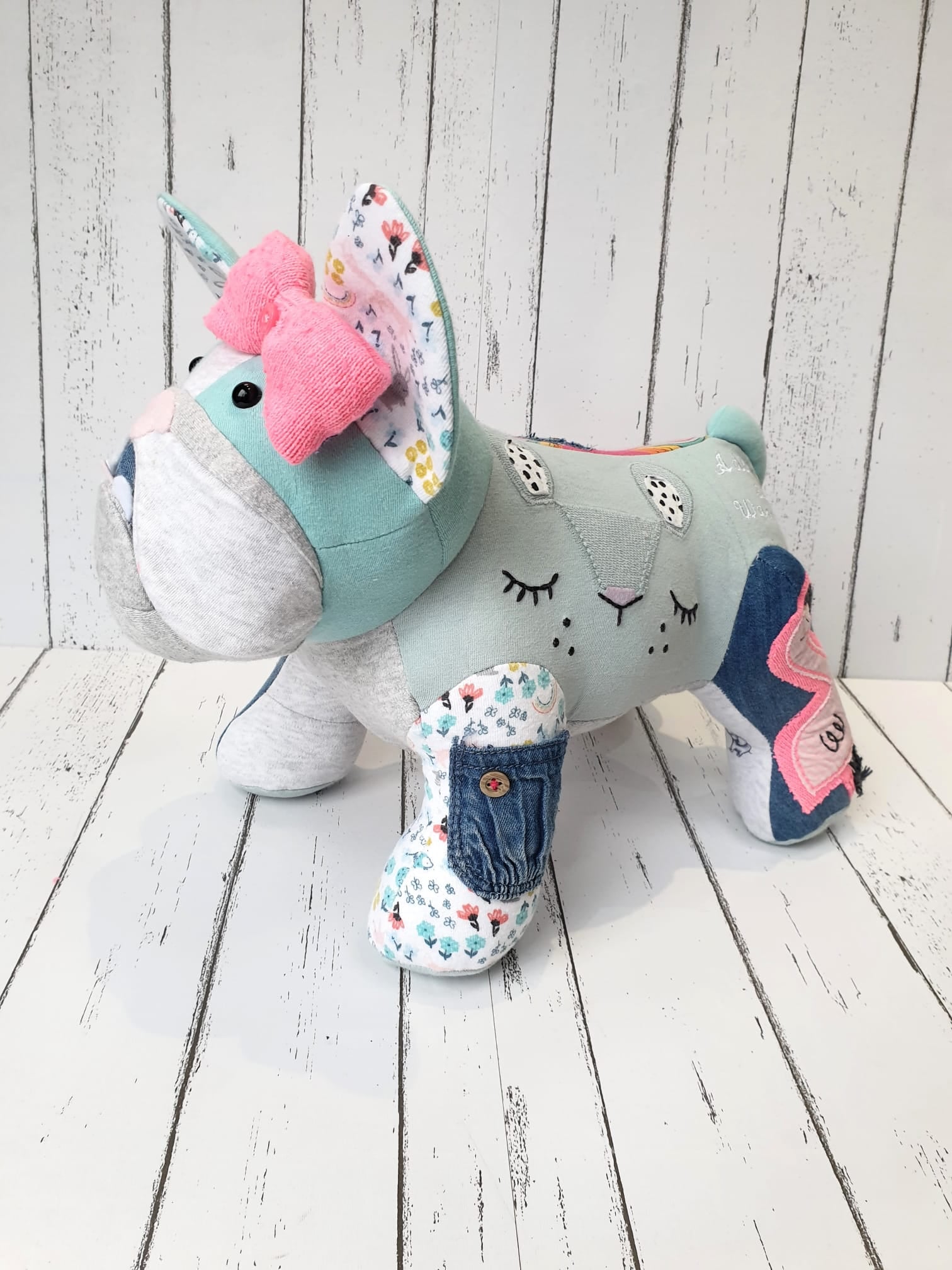 Bulldog Keepsake animals by Crescent Creations